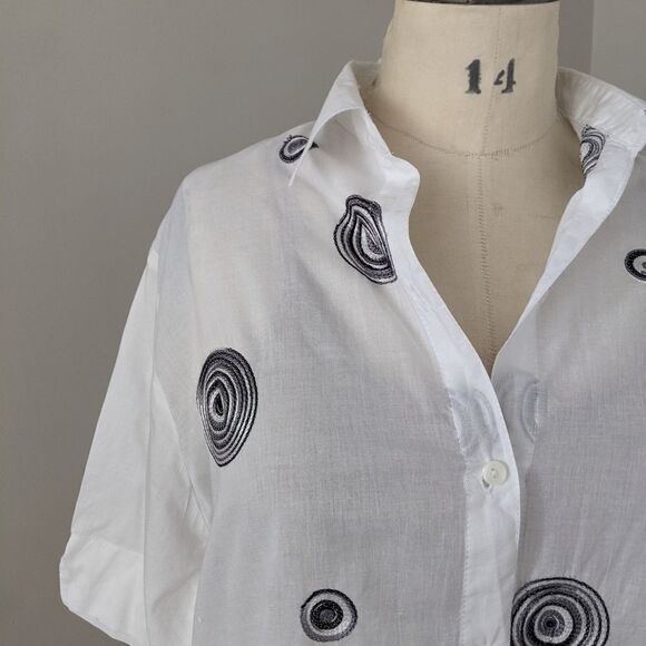 Embroidered 100% Cotton Button Down Short Sleeve - Picture 3 of 5